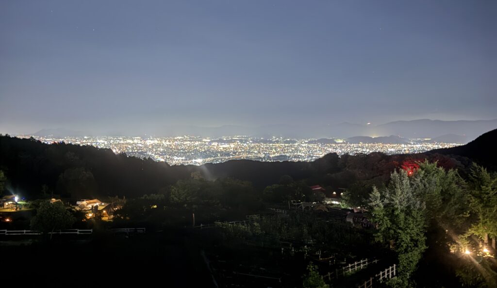 夏の高台からの夜景